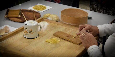 Hrtánky – obradová cestovina 