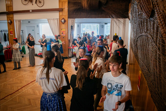Tanečný seminár – metodika výučby ľudového tanca 9 - Tanečný seminár_2024.10.11.-13._CTKvMY_05a