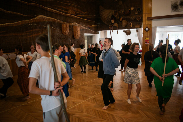 Tanečný seminár – metodika výučby ľudového tanca 9 - Tanečný seminár_2024.10.11.-13._CTKvMY_06