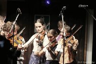 Vystúpenie účastníkov Muziganskej školy a Školy tančenia