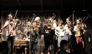 Vystúpenie účastníkov Muziganskej školy a Školy tančenia