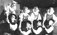 Tance s vyhadzovaním v myjavsko-trenčianskej oblasti - F04_FS Kopaniciar, Spolocensky_dom_Myjava,okolo1957, CTKvMY